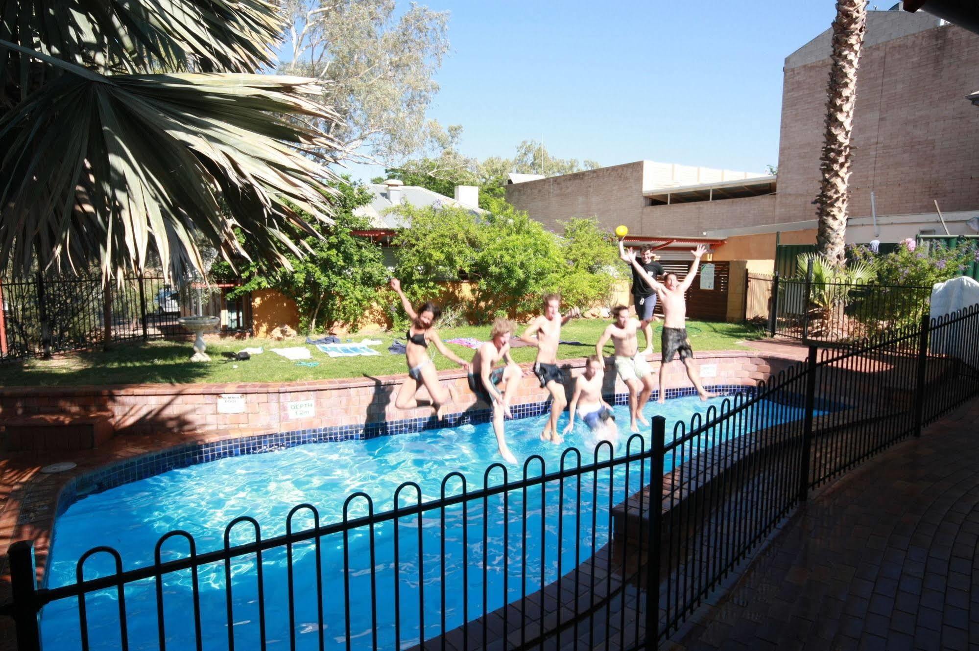 Hostel Yha Alice Springs Exterior foto